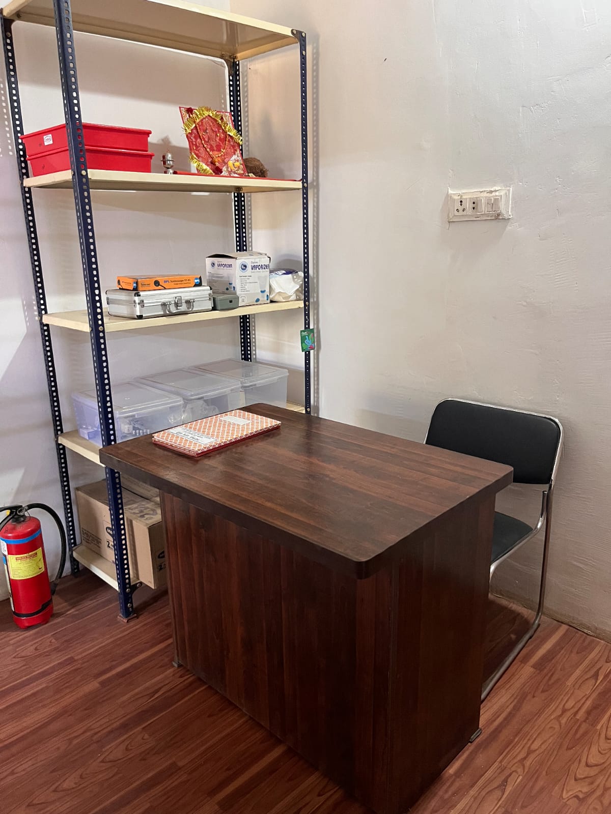 नशामुक्ति केंद्र गैलरी चित्र